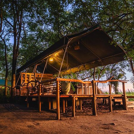 Shakawe Askiesbos - Samochima Bush Camp מראה חיצוני תמונה