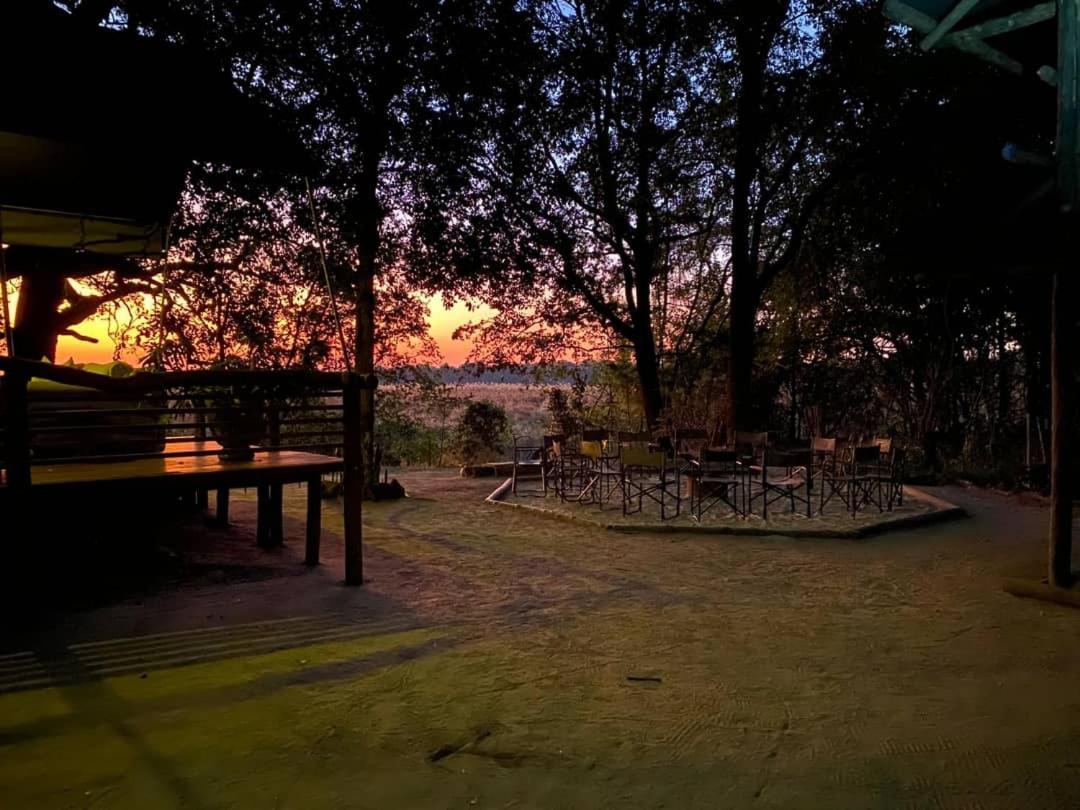 Shakawe Askiesbos - Samochima Bush Camp מראה חיצוני תמונה